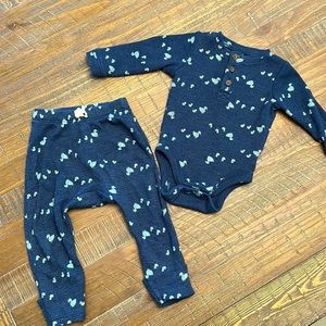 Old Navy Baby Thermal Set 6-9mo